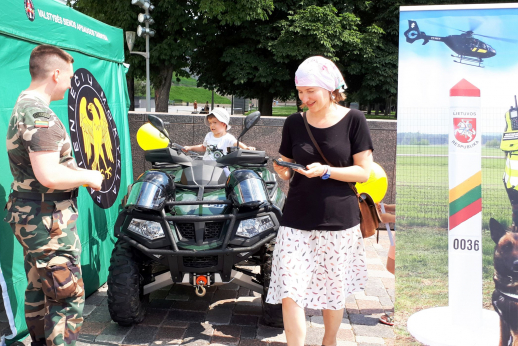 Katedros aikštėje buvome matomi Katedros aikštėje buvome matomi