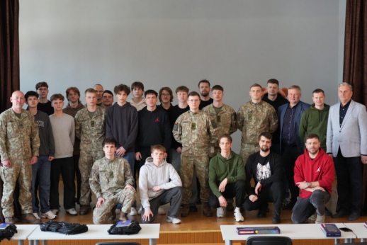 Panevėžio kolegijoje susibūrė stipriausios „CS2“ turnyro komandos