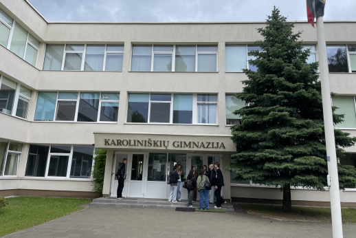 Dvyliktokai laikė fizikos egzaminą: koks jis pasirodė mokytojams? Dvyliktokai laikė fizikos egzaminą: koks jis pasirodė mokytojams?