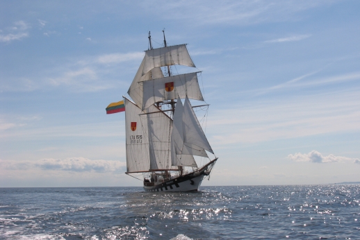 KU laivas dalyvauja Baltic Tall Ships Regatta 2015 KU laivas dalyvauja Baltic Tall Ships Regatta 2015