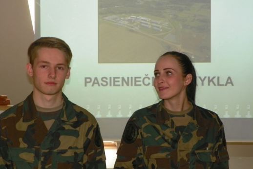 Kursantai ragina rinktis pasieniečio profesiją Kursantai ragina rinktis pasieniečio profesiją